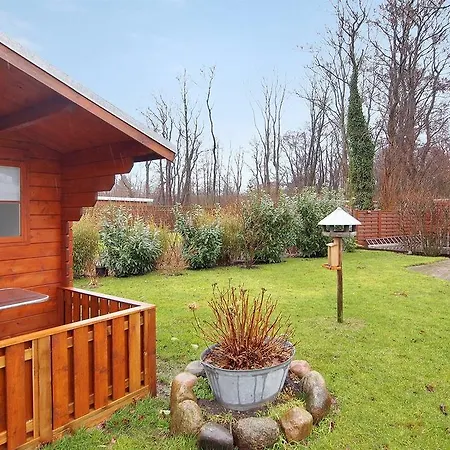 Two-bedroom Holiday Strandvej 04 度假居