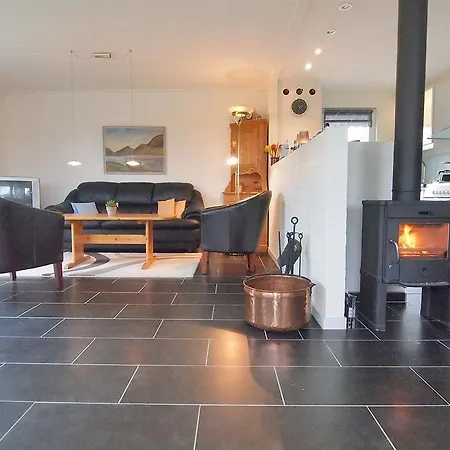 Two-bedroom Holiday Strandvej 04 度假居 Tårup